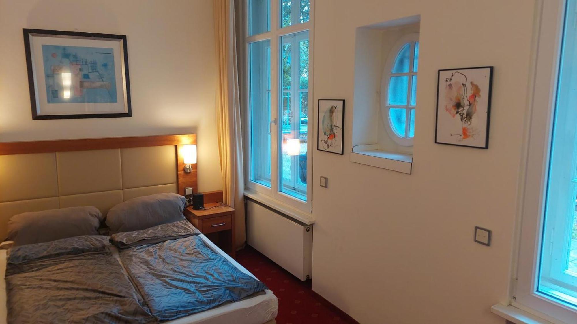 Die Villa, Zimmer 17, Dz Leverkusen Zewnętrze zdjęcie